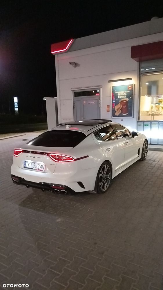 Kia Stinger 3.3 T-GDI V6 GT AWD - 20