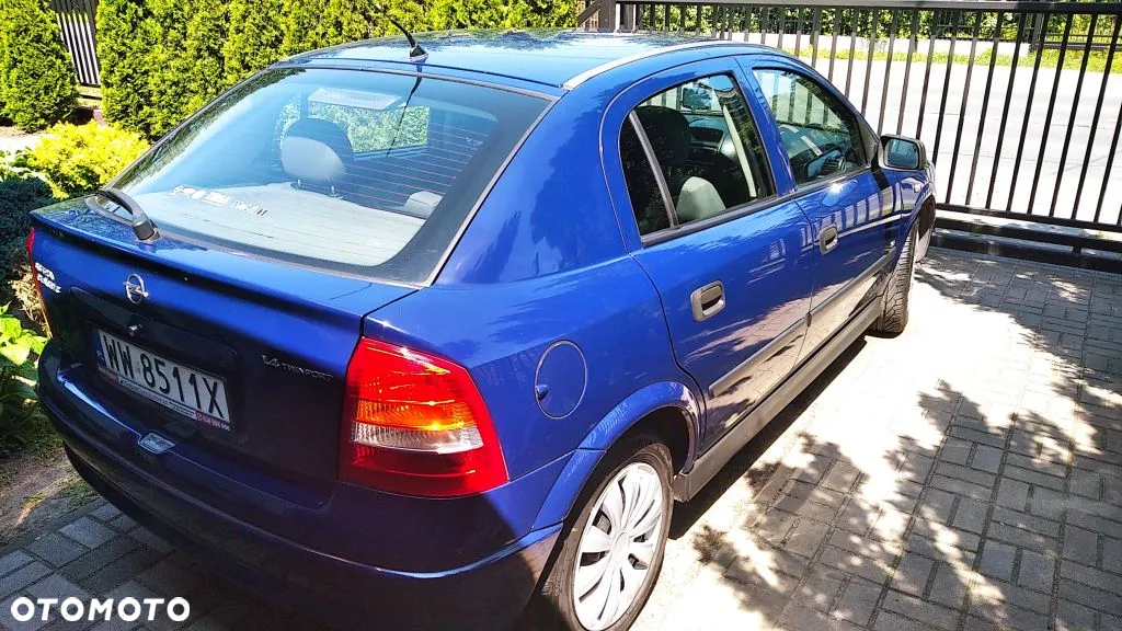 Opel Astra - 2
