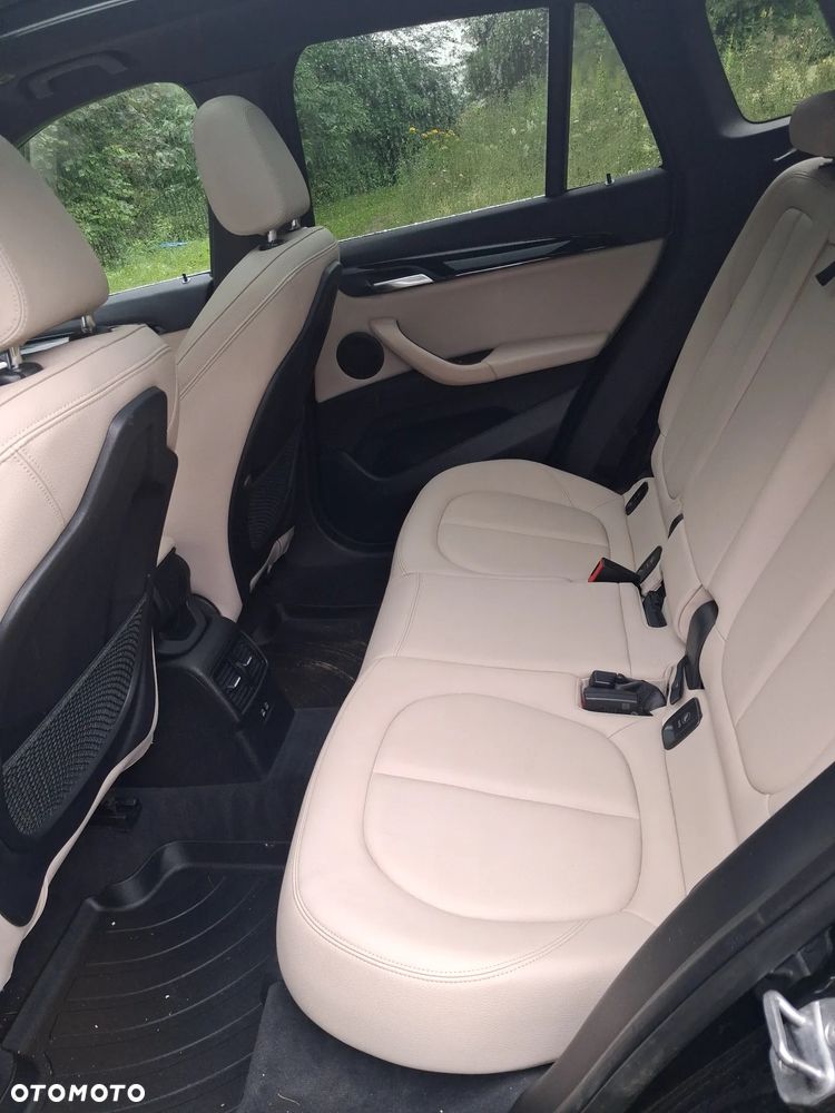 BMW X1 - 11