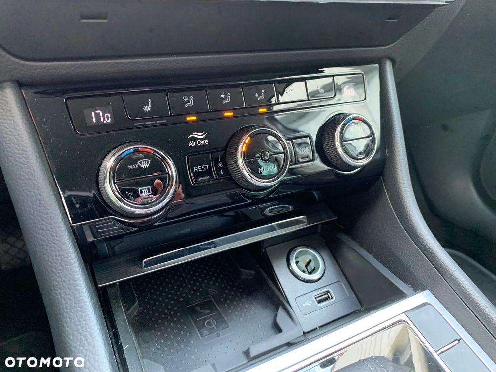 Skoda Superb 1.5 TSI ACT DSG Active - 15