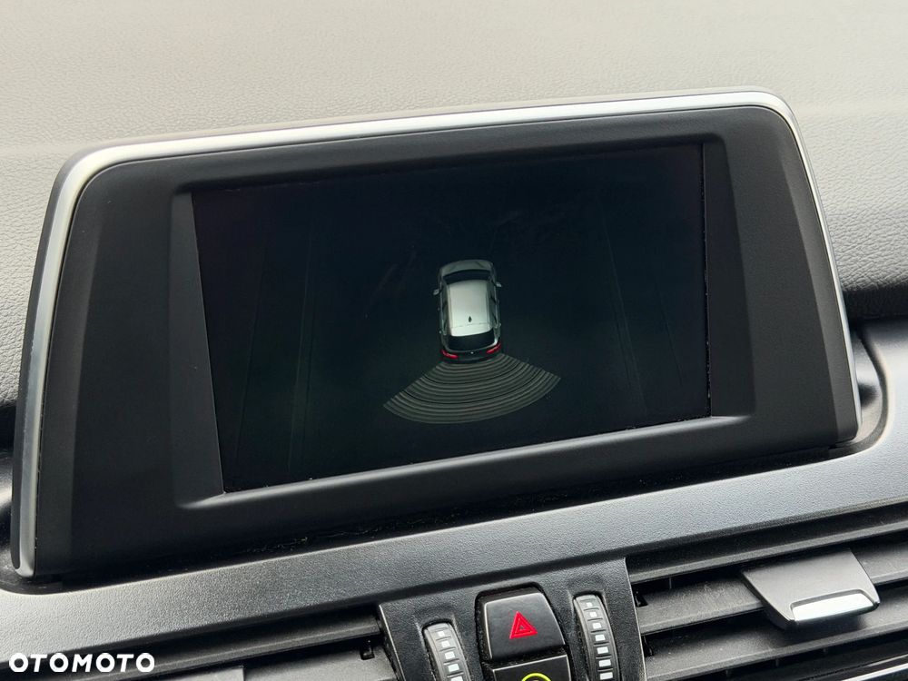 BMW Seria 2 218i GPF - 15