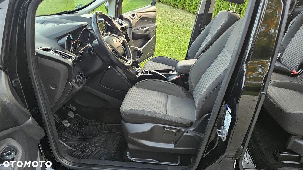 Ford Grand C-MAX - 9