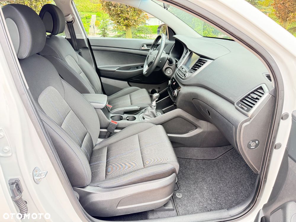 Hyundai Tucson blue 1.6 GDi 2WD Navi - 15
