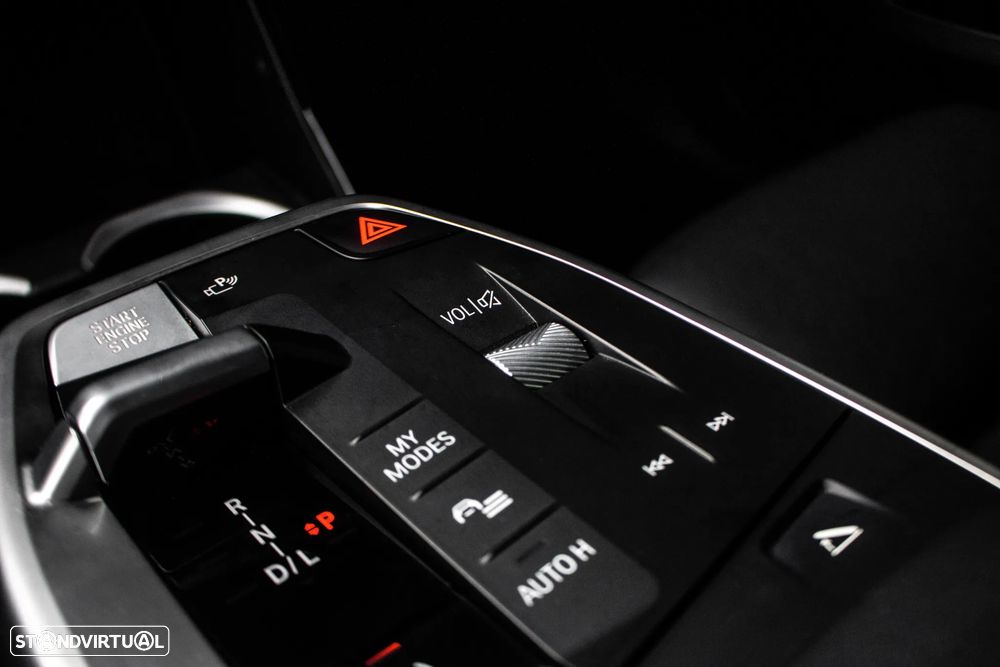 BMW X1 xDrive25e Aut. — fotografia 23