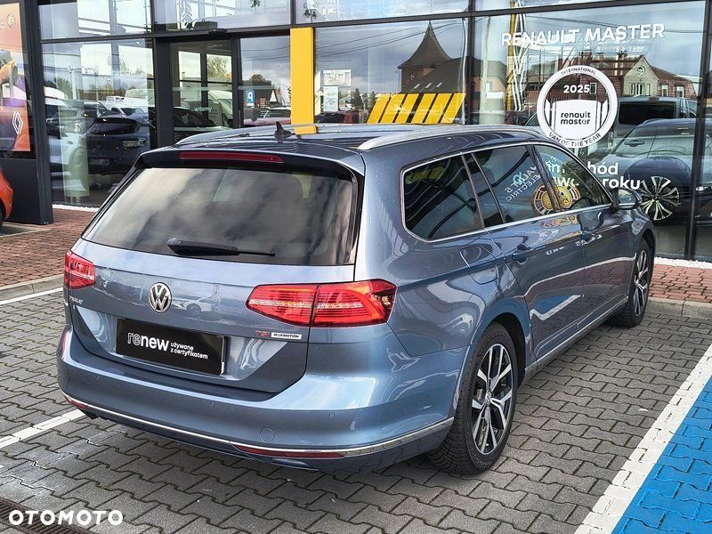 Volkswagen Passat - 6