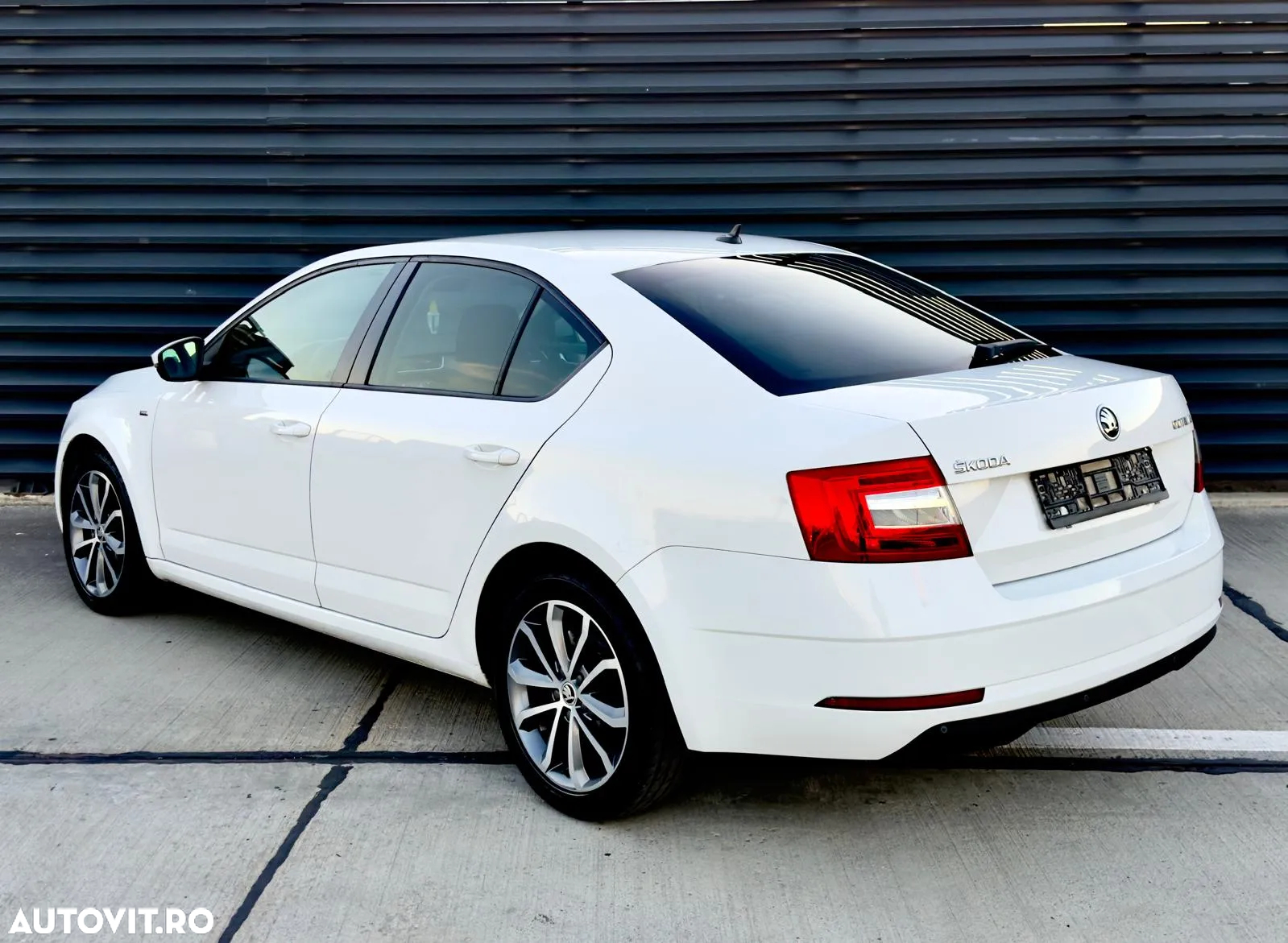 Skoda Octavia - 4