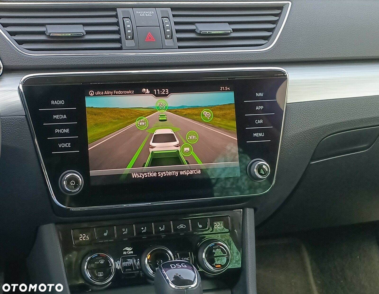 Skoda Superb 2.0 TDI SCR Ambition DSG - 23