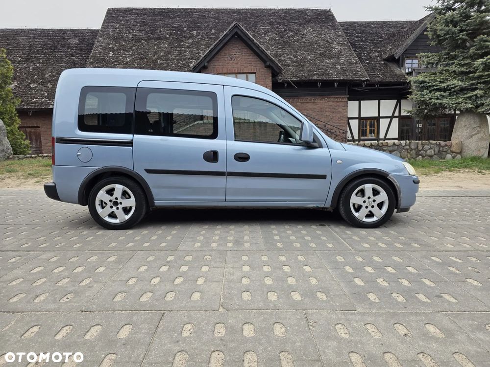 Opel Combo Tour - 11