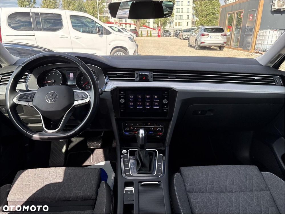 Volkswagen Passat Variant 1.5 TSI EVO Business DSG - 12