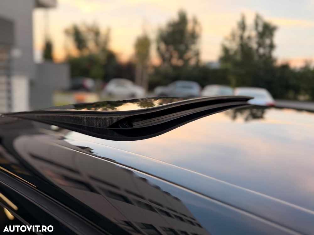 BMW M5 M550i xDrive AT - 12