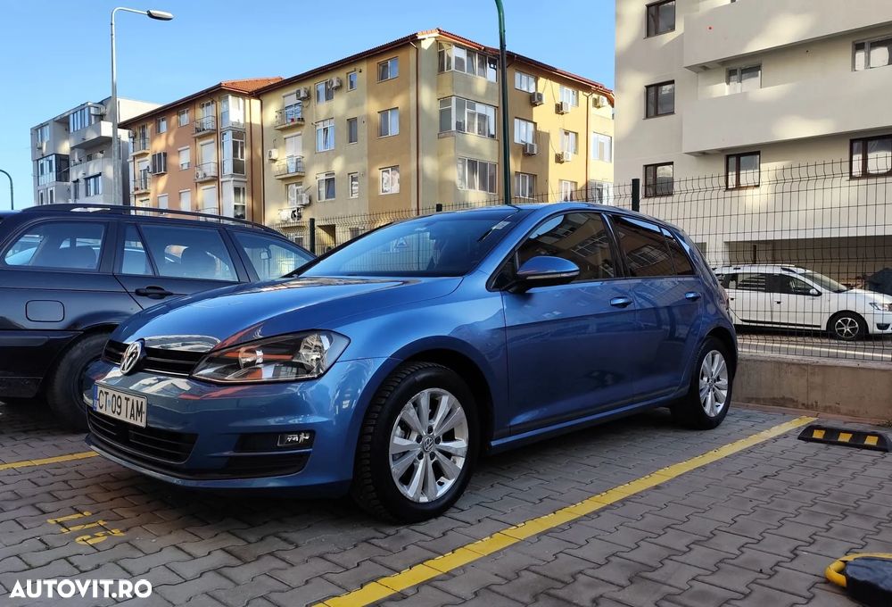 Volkswagen Golf 1.6 TDI DPF BMT DSG Comfortline - 5