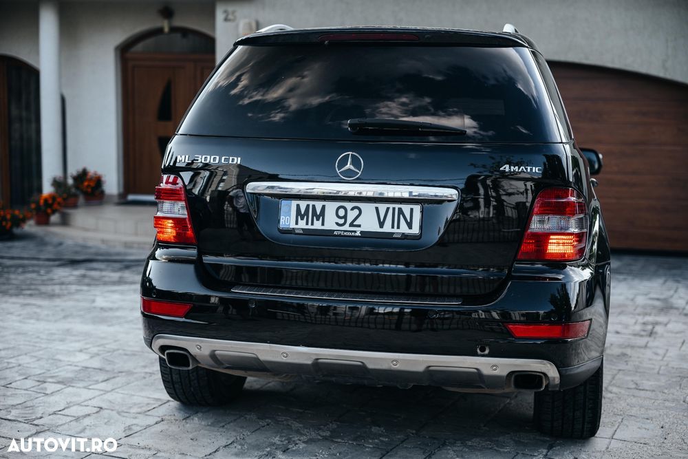 Mercedes-Benz ML 300 CDI BlueEfficiency Aut - 14