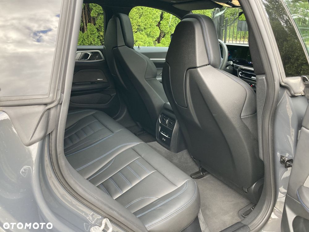 BMW i4 M50 Gran Coupe xDrive - 13