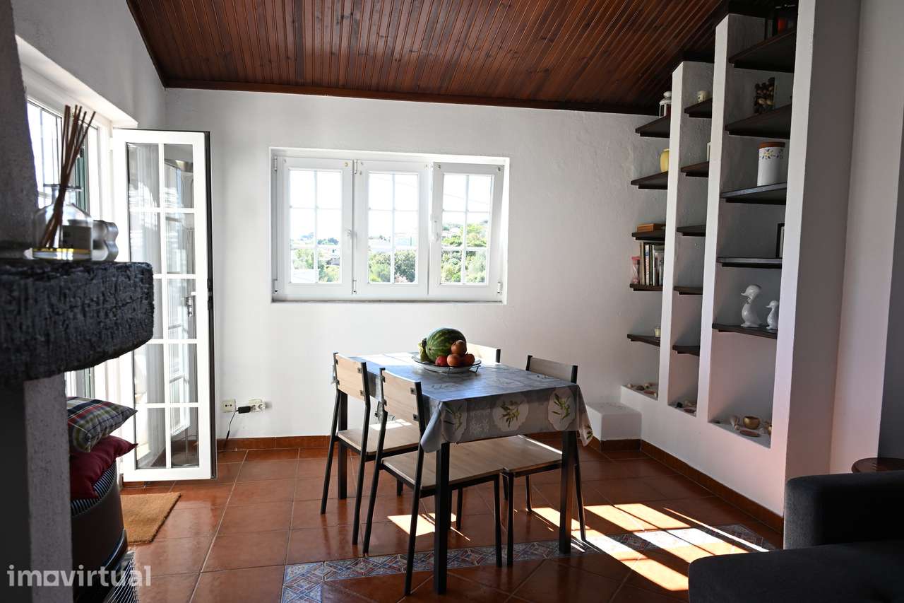 Moradia Rústica T4+1 com Garagem – 165 m² – Vistas Soberbas - Grande imagem: 3/45