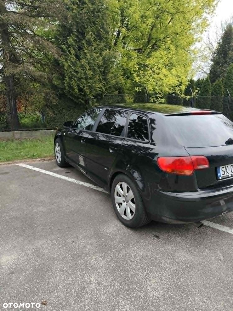 Audi A3 Sportback - 2