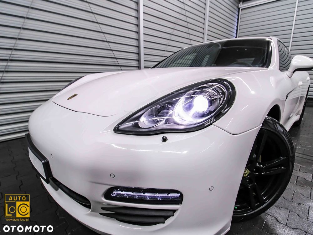 Porsche Panamera Platinum Edition - 36