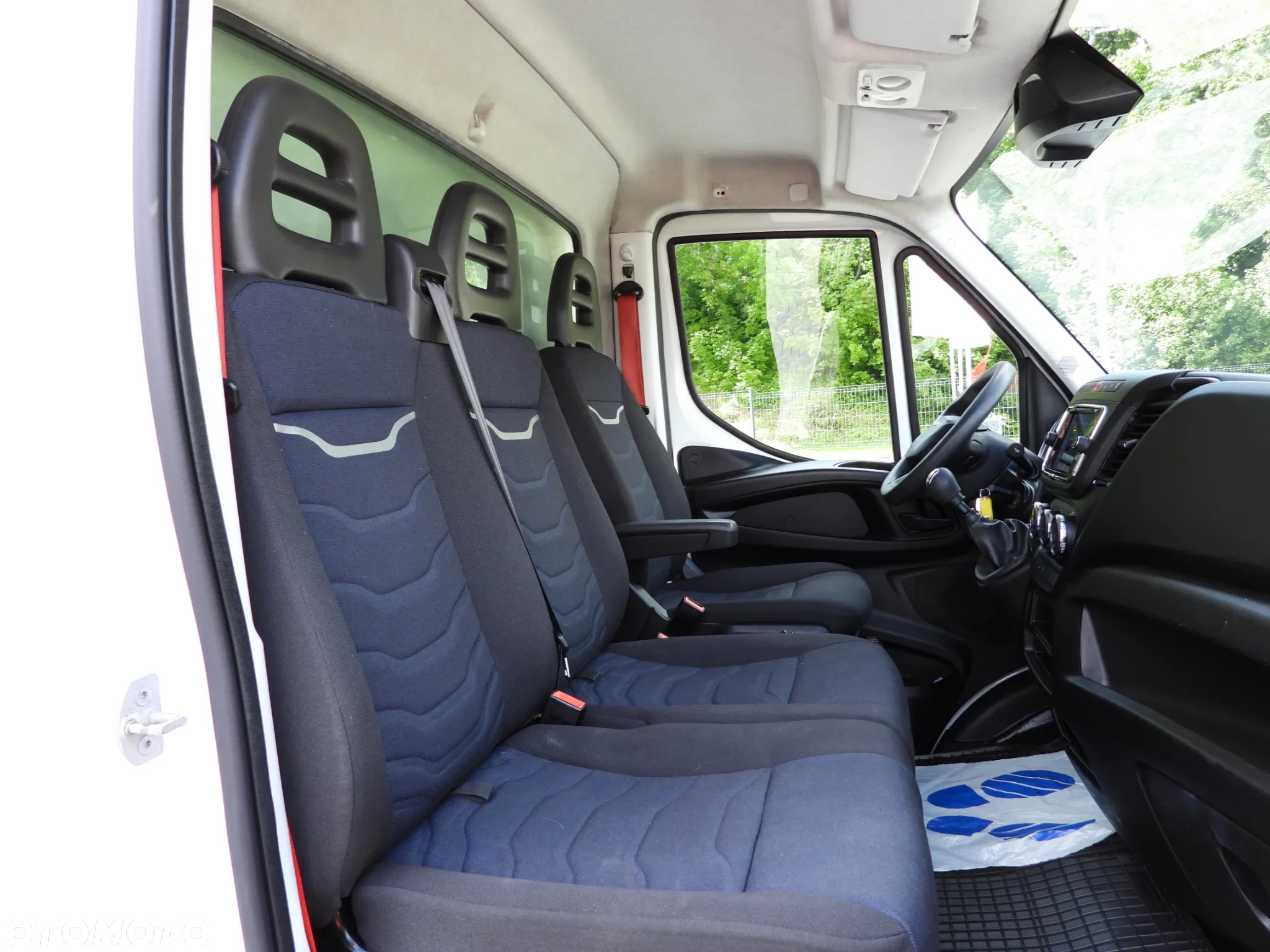 Iveco DAILY 35C16 KONTENER WINDA 8 PALET TEMPOMAT BLIŹNIACZE KOŁA KLIMATYZACJA 160KM [ 654837 ] - 39