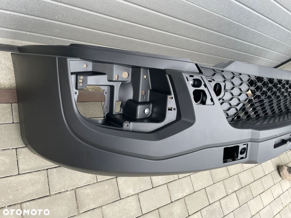 ZDERZAK PRZEDNI IVECO DAILY IV  2014-2019 - NOWY - 3