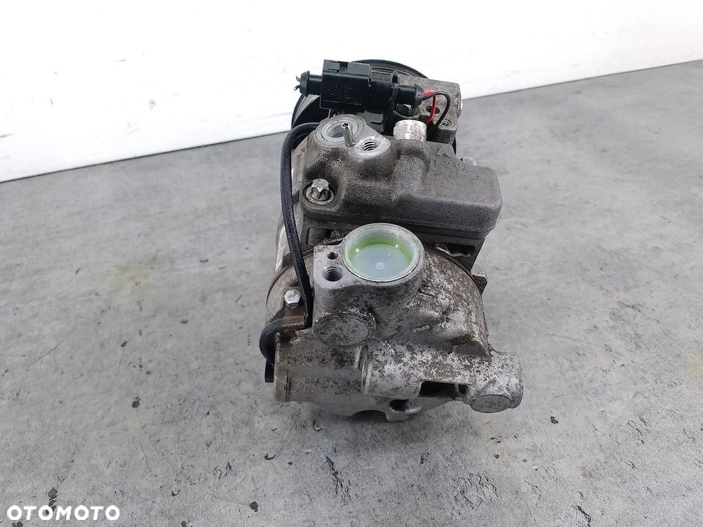 POMPA, SPRĘŻARKA KLIMATYZACJI AUDI A4 B6 447220-8412 DENSO 2.0 20V - 3