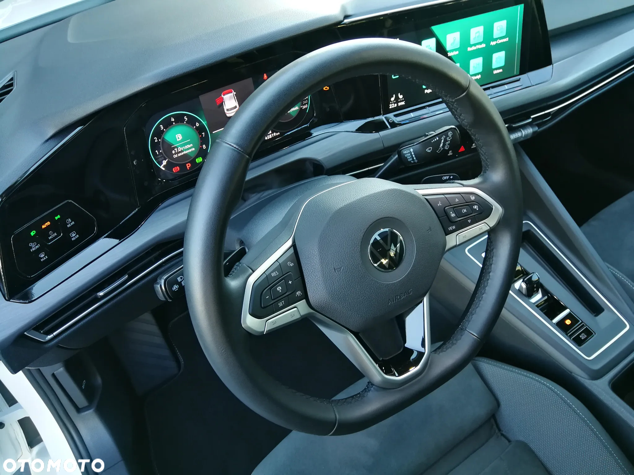 Volkswagen Golf - 19