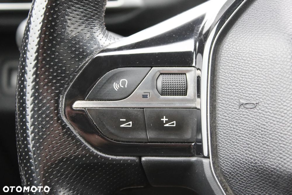 Peugeot 3008 2016