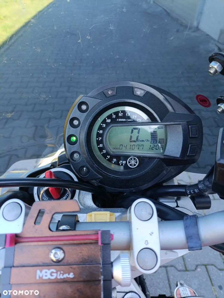 Yamaha FZ6 - 8