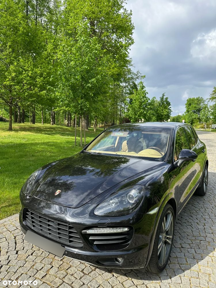 Porsche Cayenne - 2