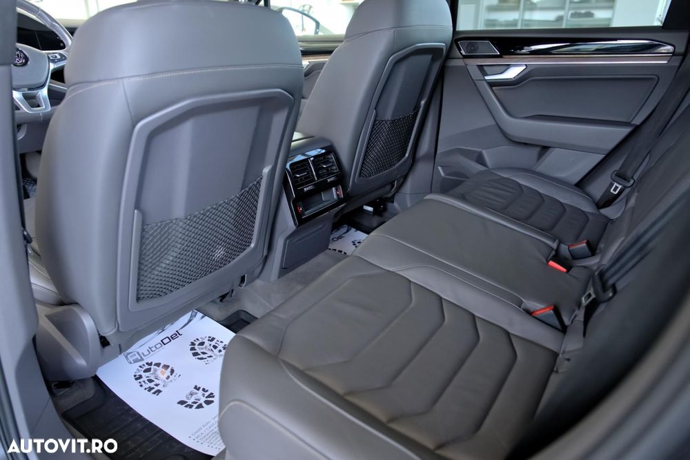 Volkswagen Touareg 3.0 V6 TDI SCR 4Motion Automatik Elegance - 22