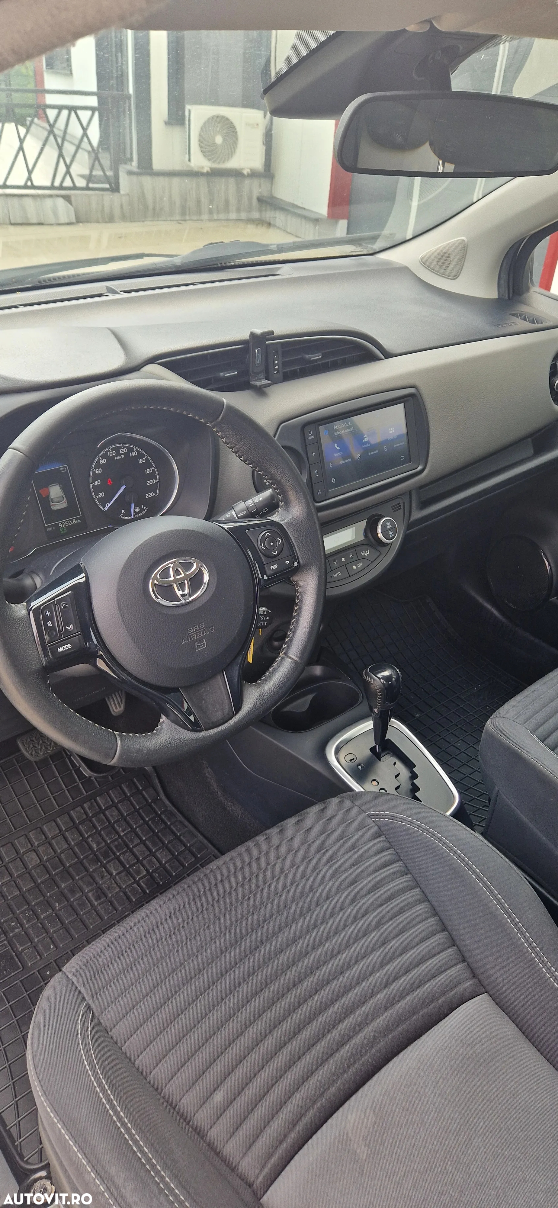 Toyota Yaris - 5
