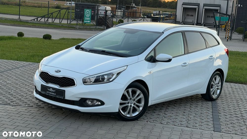 Kia Ceed - 15