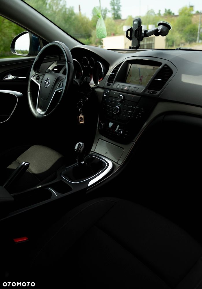 Opel Insignia - 8