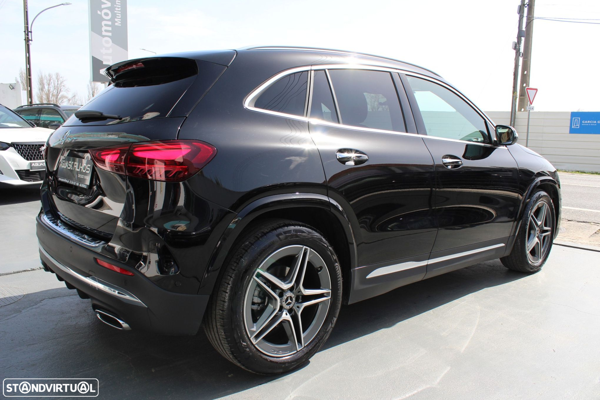 Mercedes-Benz GLA 180 d AMG Line - 9