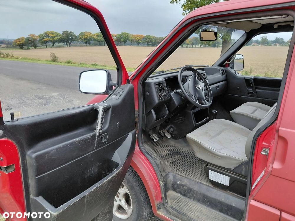Volkswagen Transporter - 7