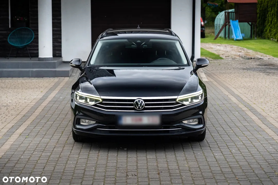 Volkswagen Passat Variant 2.0 TDI SCR DSG - 10