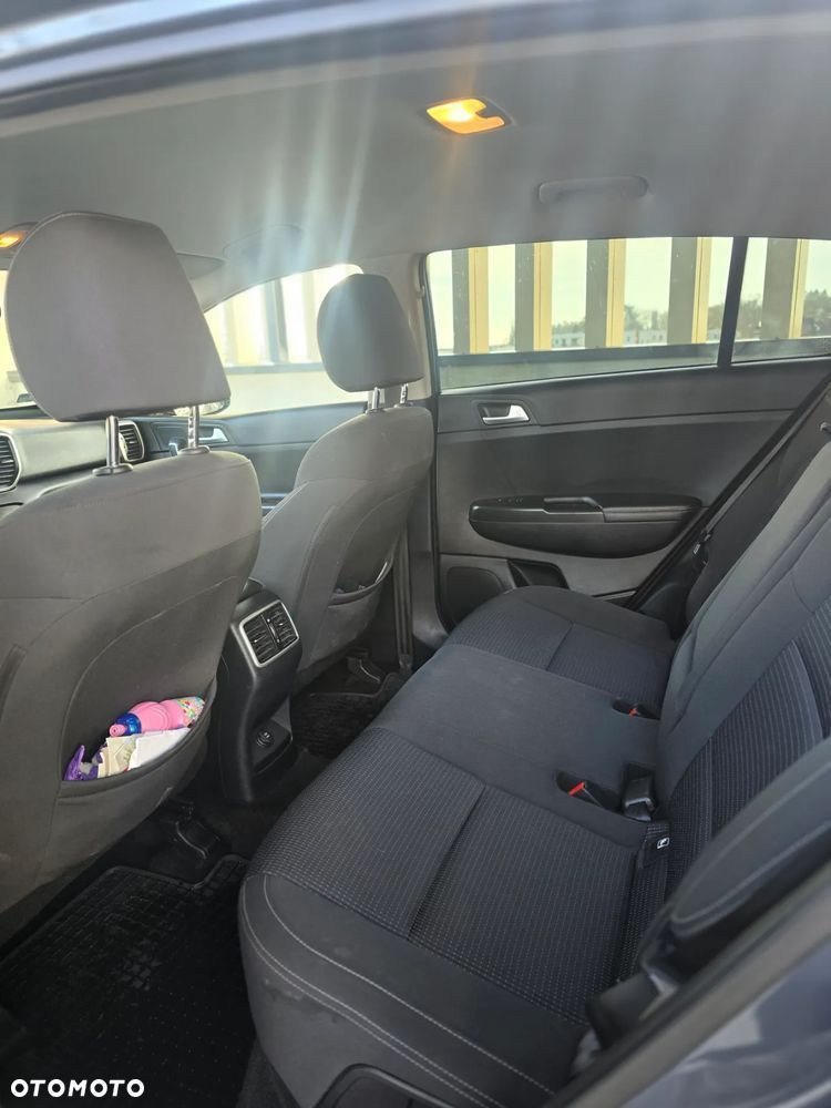 Kia Sportage 1.7 CRDI L 2WD DCT - 10