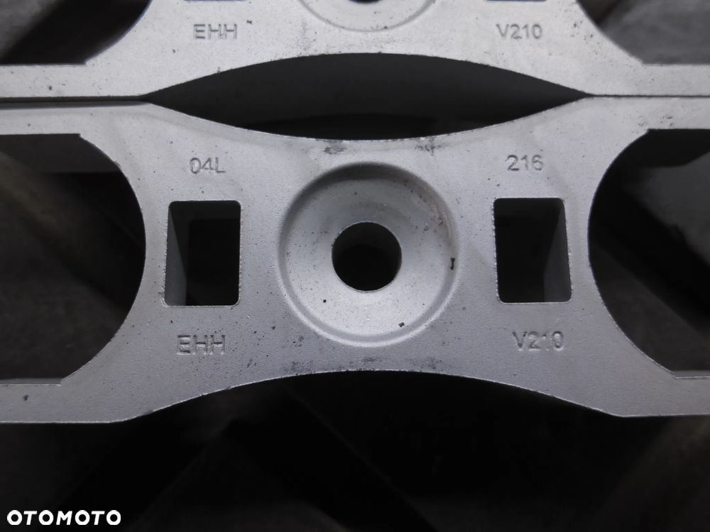 04L216EHH mocowanie wtrysku Octavia III 1.6 TDI AUDI Q5 80A KOMPLET 2 SZTUKI 2.0 TDI - 2