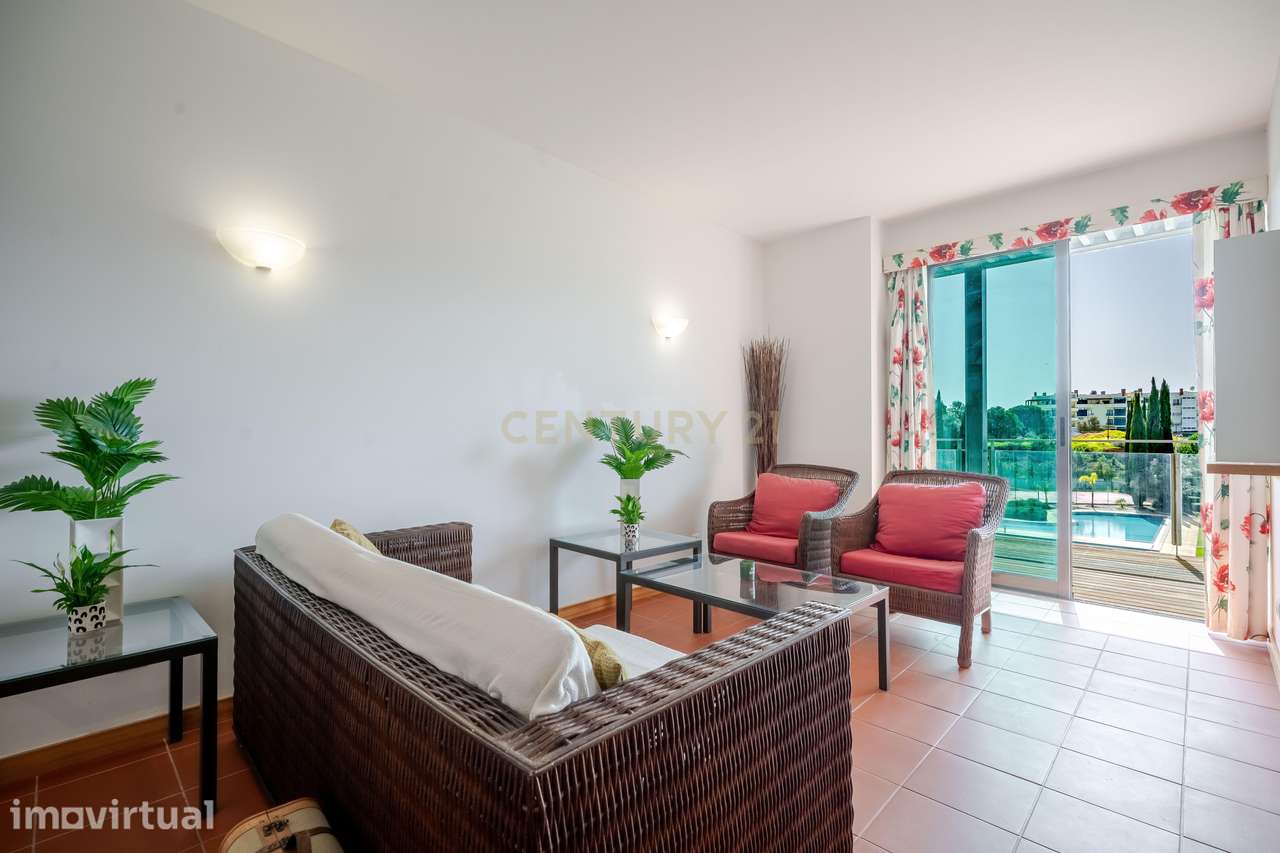 Apartamento T2 com varanda sul de 30 m2, vista frontal piscina e garag - Grande imagem: 2/54