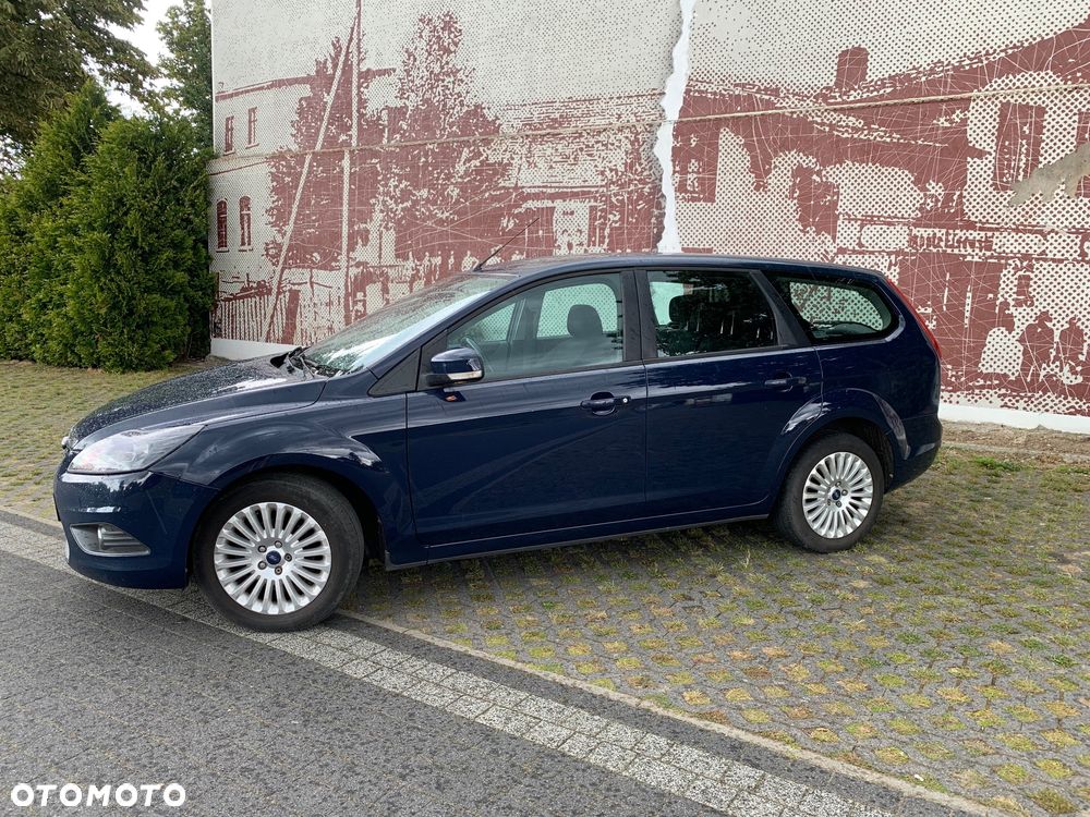 Ford Focus 1.6 TDCi Ambiente DPF - 3
