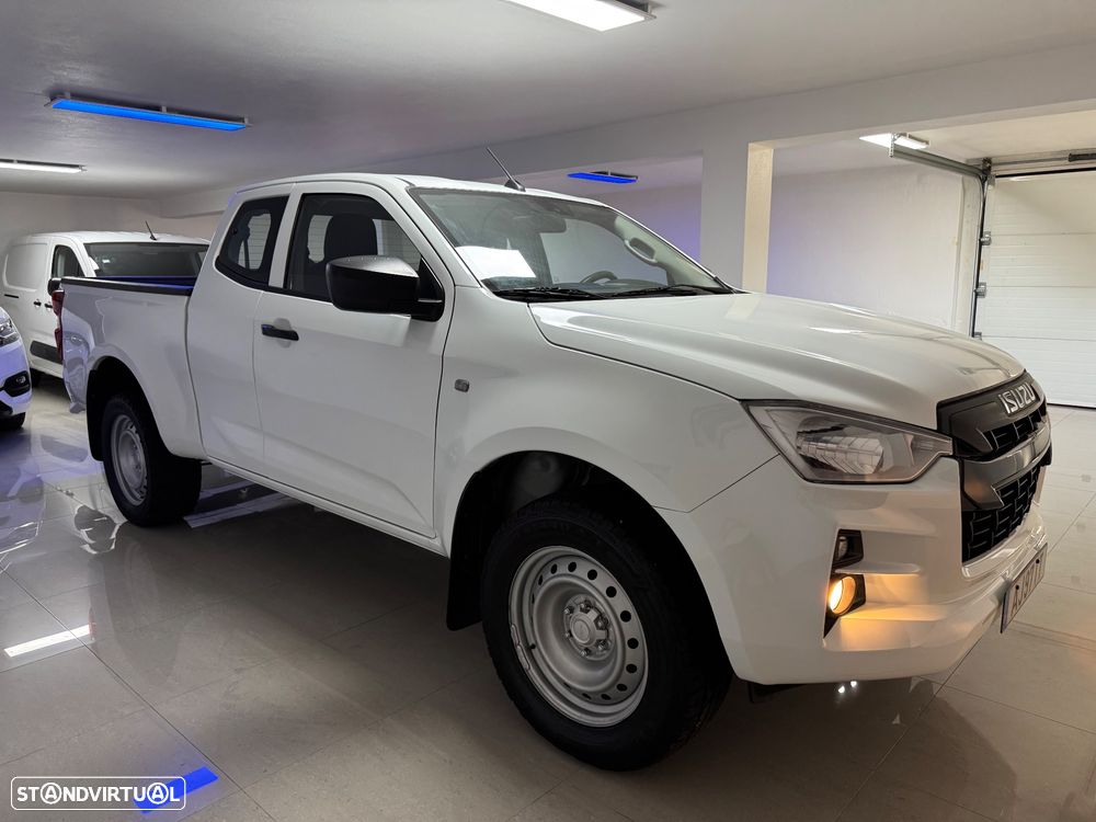 Isuzu D-MAX 1.9 DDi 4X4 IVA DEDUTÍVEL X-CAB LONG 3LUG. - 17
