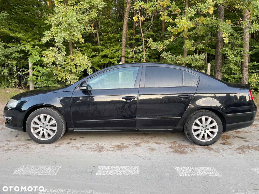 Volkswagen Passat - 10