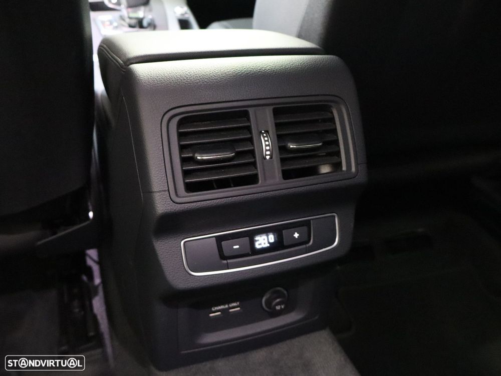 Audi Q5 50 TFSIe quattro Advanced S tronic - 14