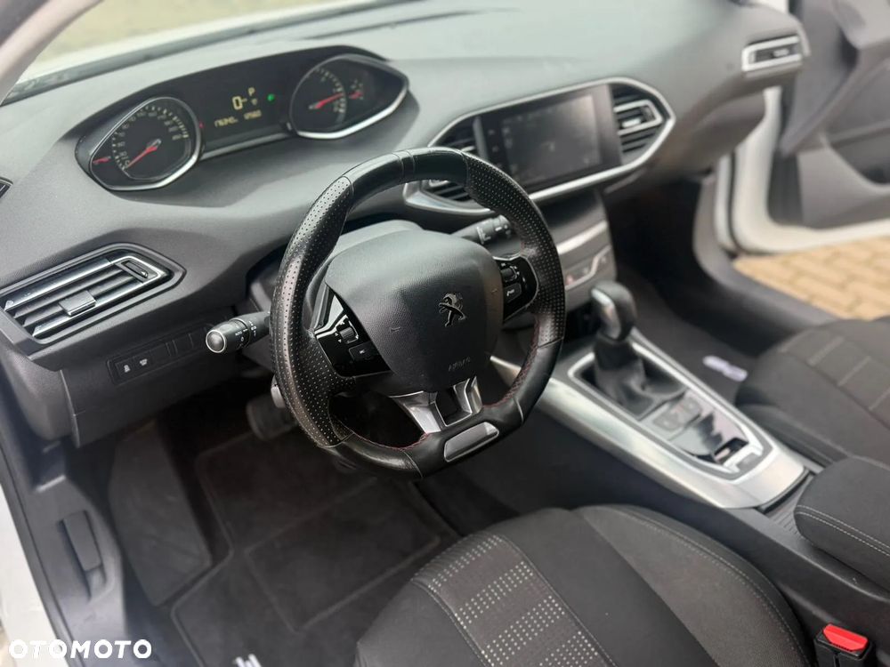 Peugeot 308 BlueHDi 150 Automatik Stop & Start Allure - 31