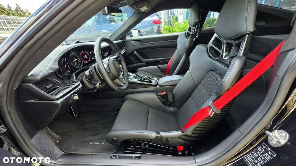 Porsche 911 GT3 Touring PDK - 22