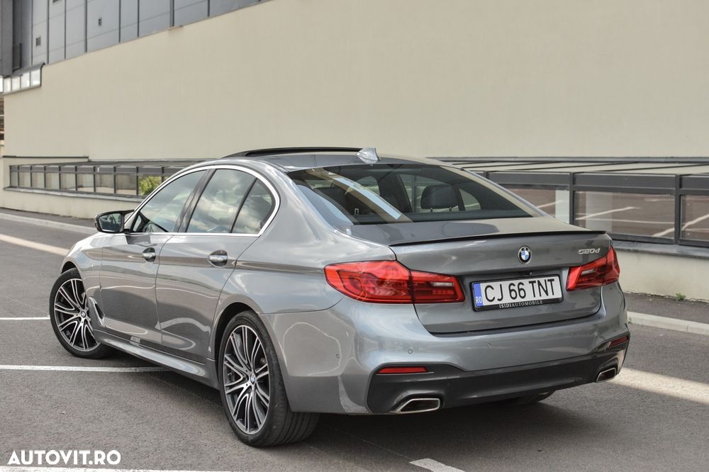BMW Seria 5 520d Aut. M Sport Edition - 7