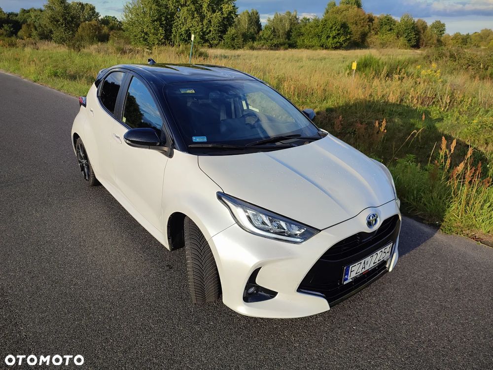 Toyota Yaris Hybrid 1.5 Selection Style - 1