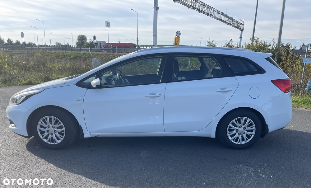 Kia Ceed - 6
