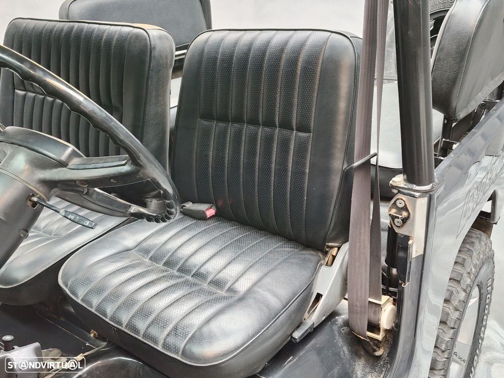 Toyota Land Cruiser - 13