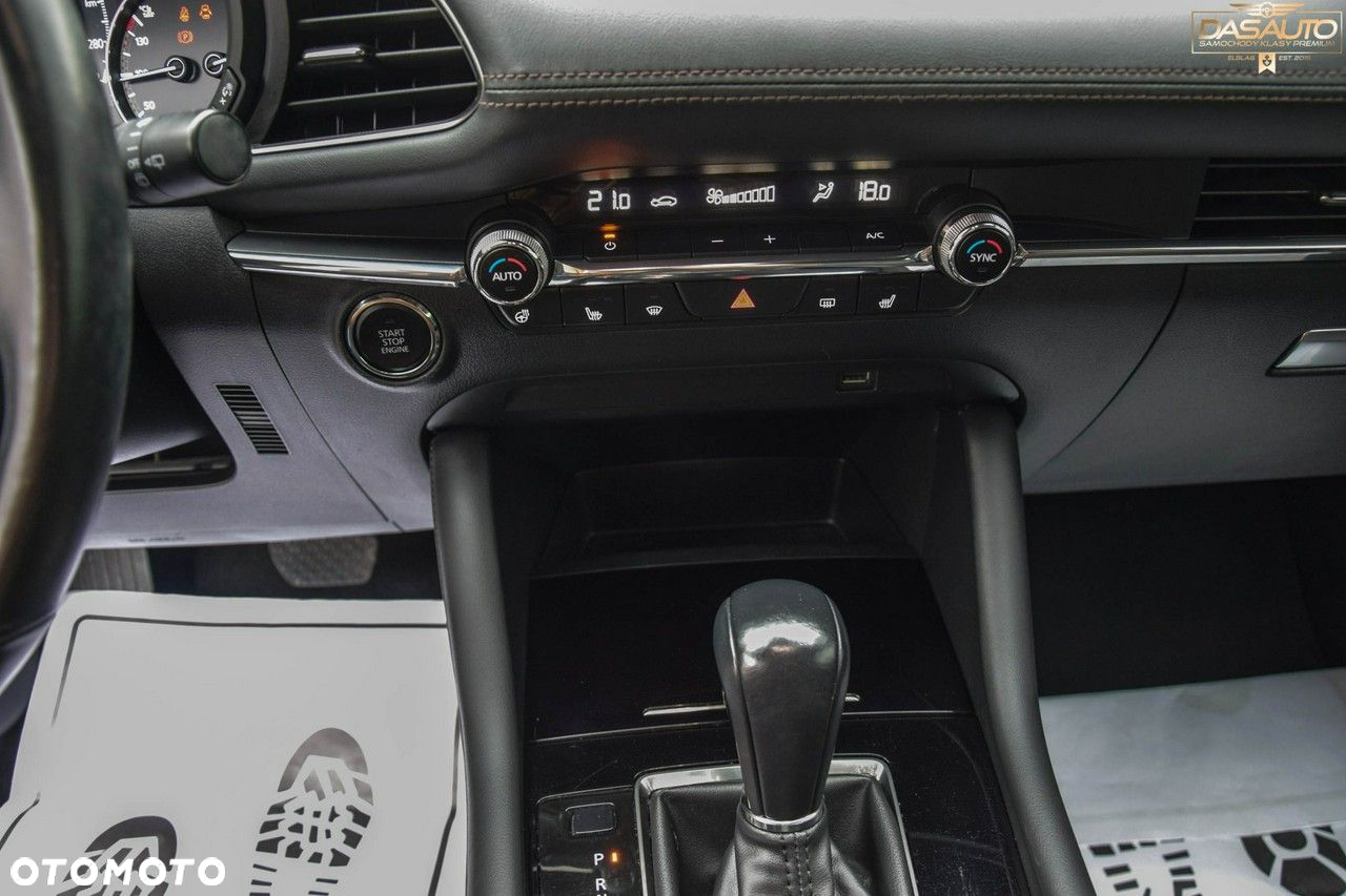Mazda 3 - 25