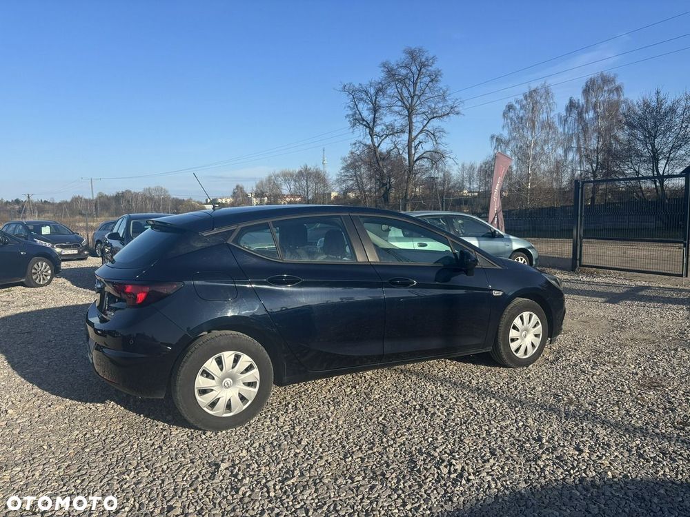 Opel Astra - 12