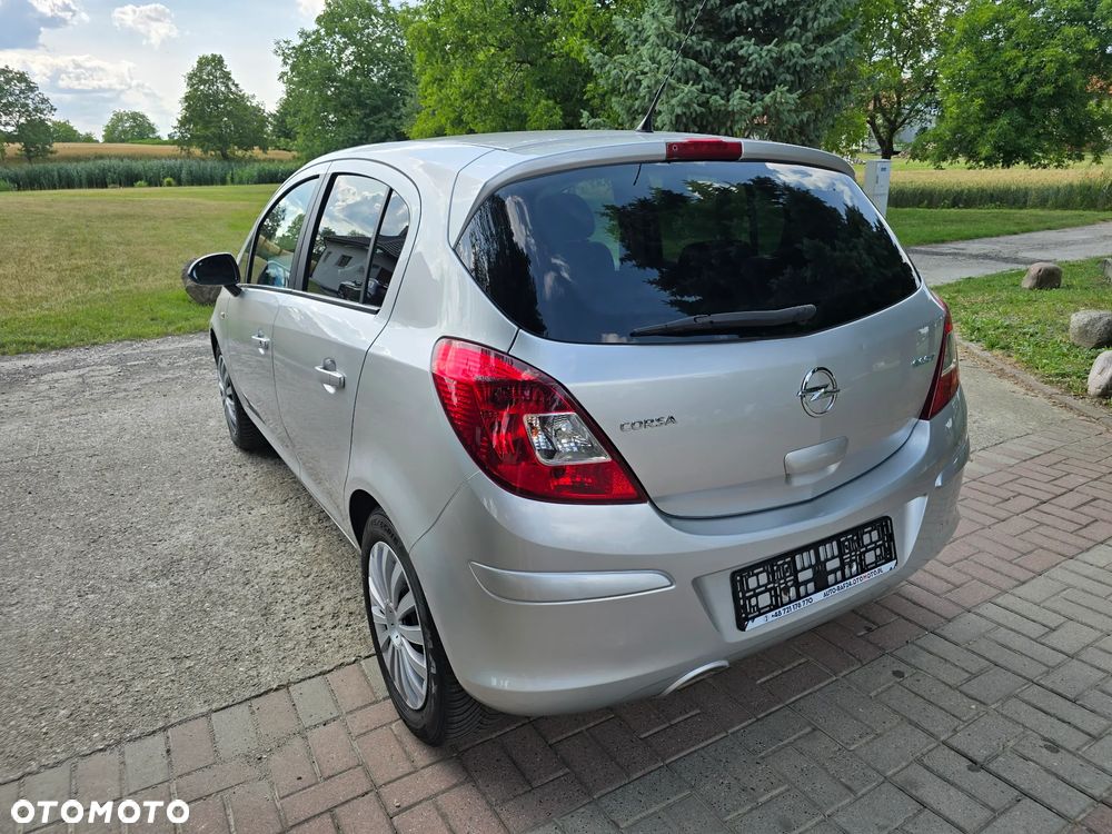 Opel Corsa - 8